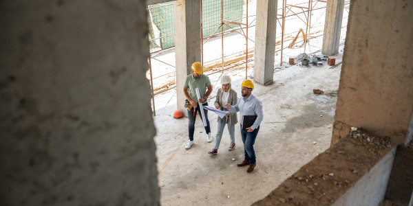 Informe de Evaluación de Edificios IEE en Madrid · Arquitectura técnica e Informe de Evaluación IEE